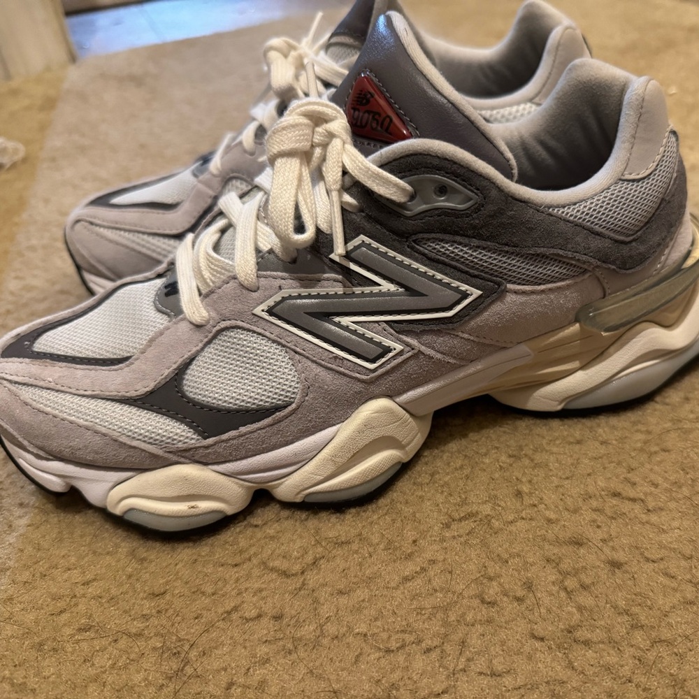 New Balance 9060- raincloud / castlerock